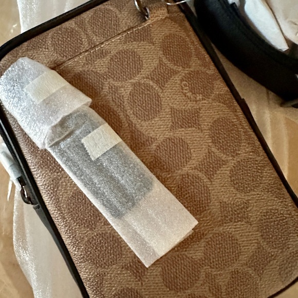 Coach Men’s Aden Crossbody Bag in Signature Canvas tan - Picture 7 of 12